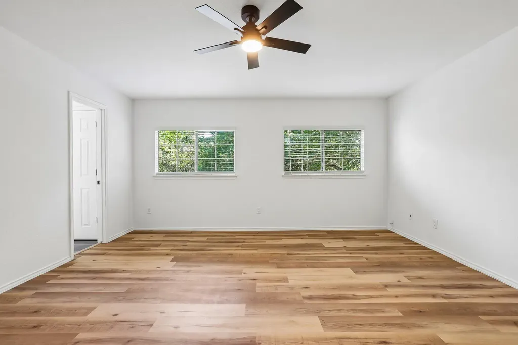 4504 Lyra Circle Austin TX 78744