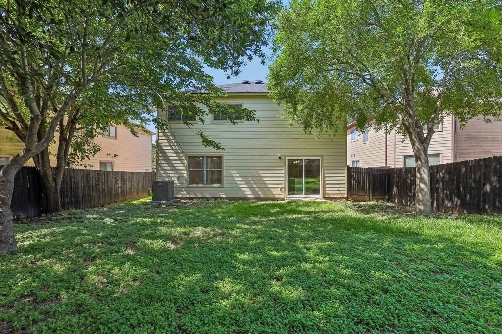 4504 Lyra Circle Austin TX 78744