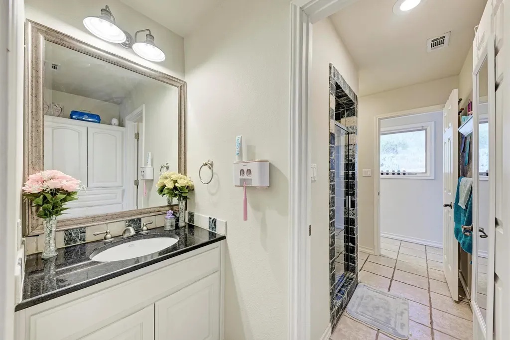 330 Juniper Trail Kingsland TX 78639
