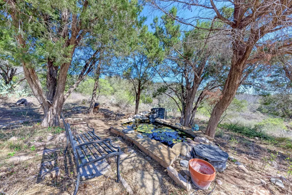 330 Juniper Trail Kingsland TX 78639