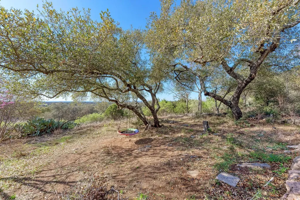 330 Juniper Trail Kingsland TX 78639