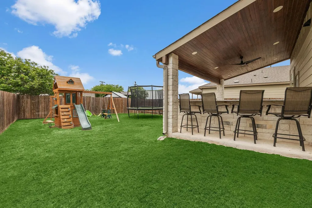 241 La Dera Drive Liberty Hill TX 78642