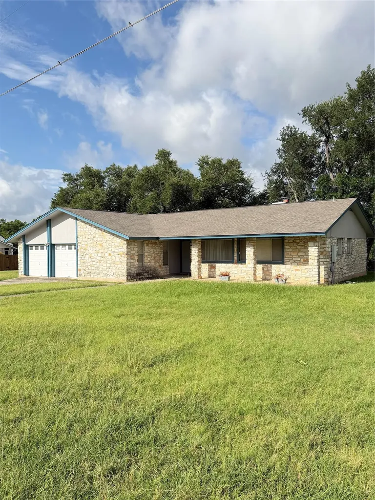 1208 Brushy Bend Drive Round Rock TX 78681