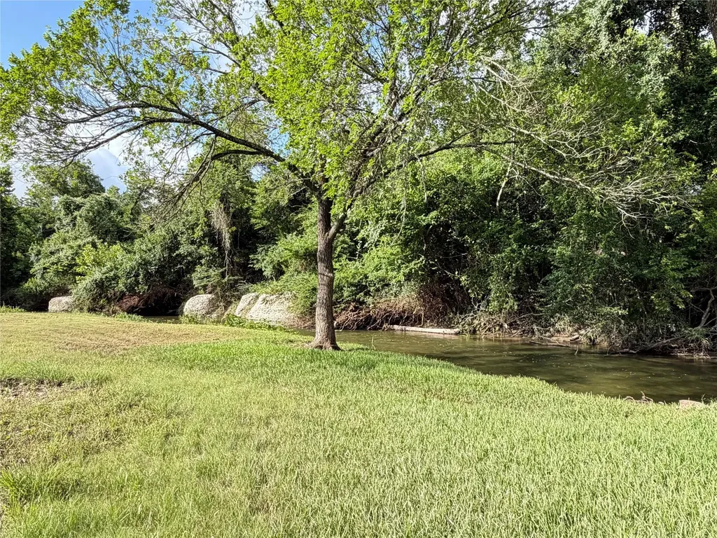 1208 Brushy Bend Drive Round Rock TX 78681