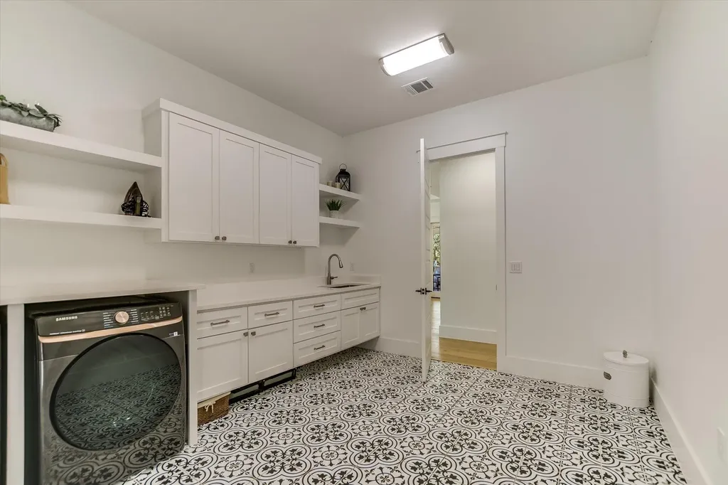 400 Creekside Drive Buda TX 78610