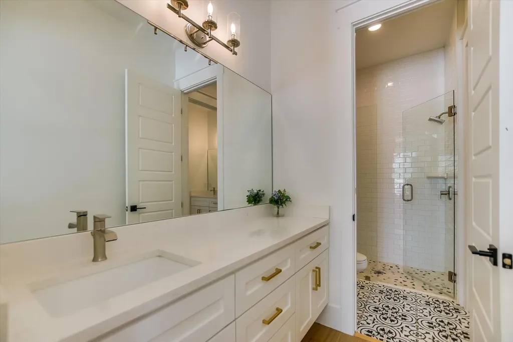 400 Creekside Drive Buda TX 78610