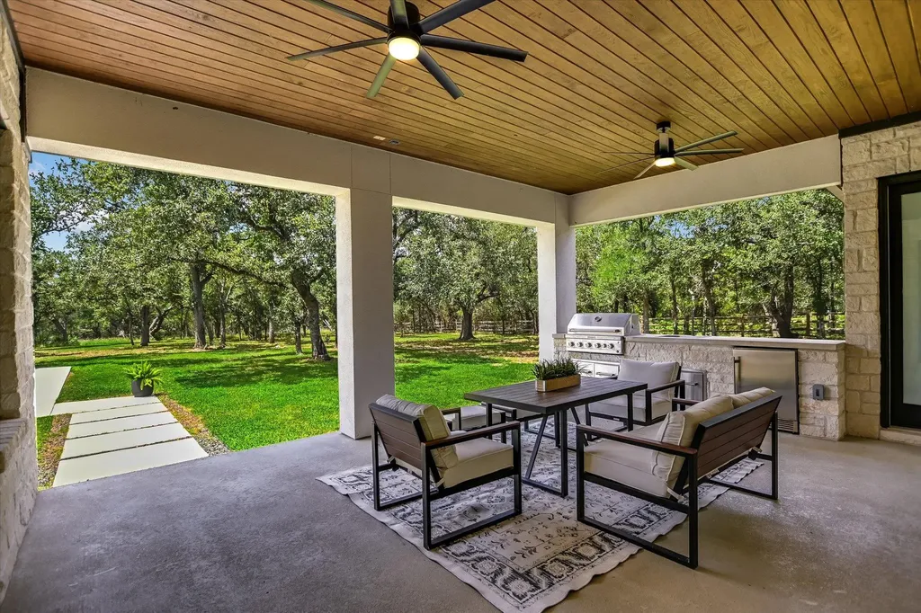 400 Creekside Drive Buda TX 78610