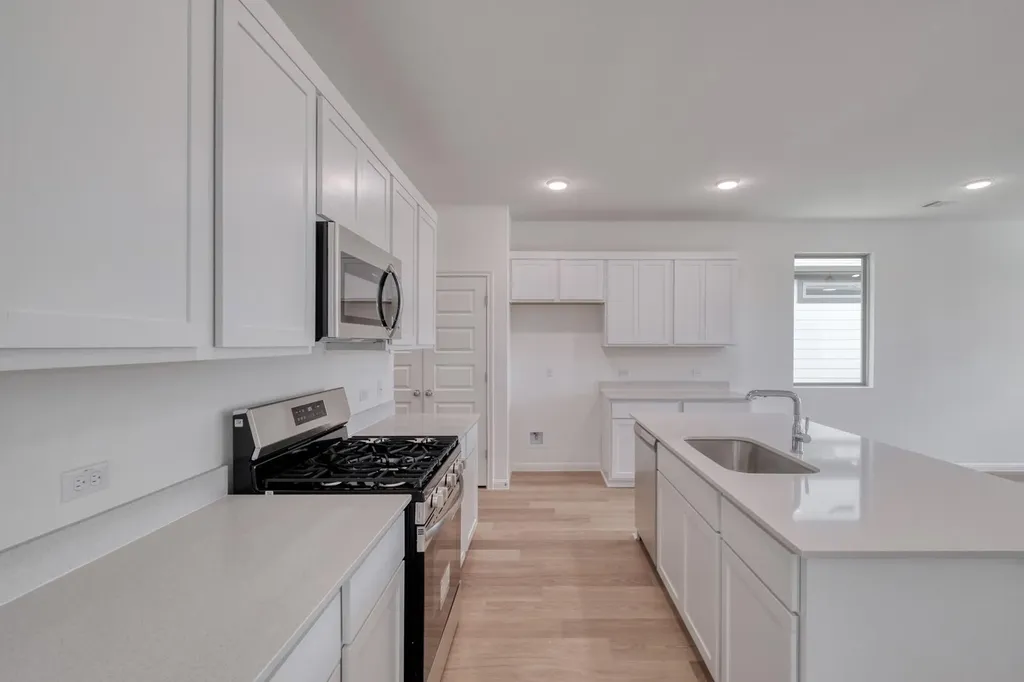 190 Hornet Street Elgin TX 78621