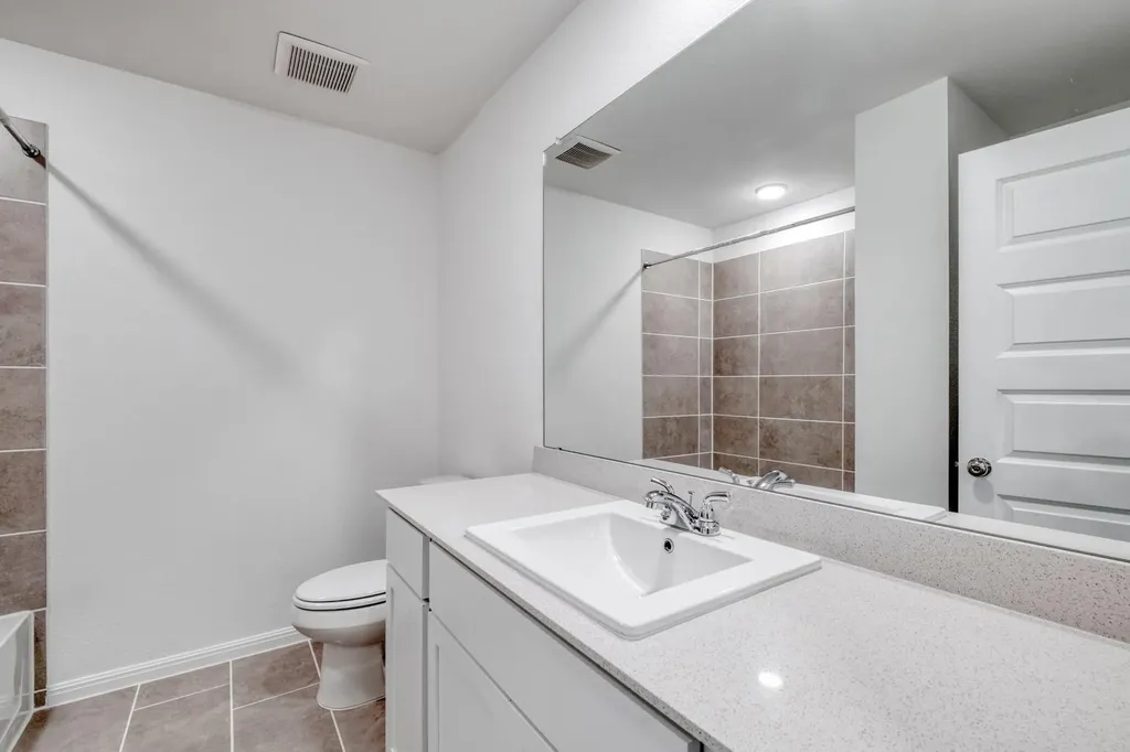 190 Hornet Street Elgin TX 78621