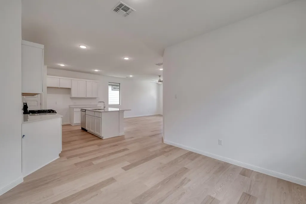 190 Hornet Street Elgin TX 78621
