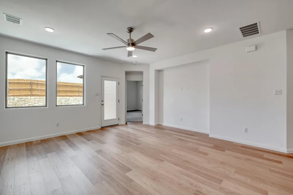 190 Hornet Street Elgin TX 78621