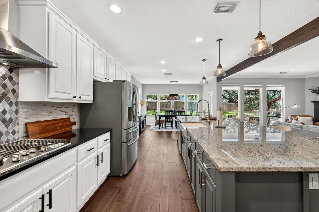 7732 Jaborandi Drive Austin TX 78739