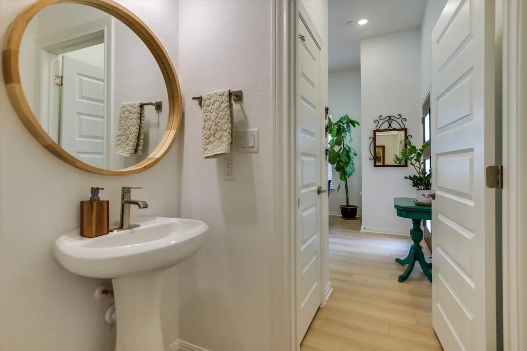 6314 Leftwich Cove Austin TX 78738
