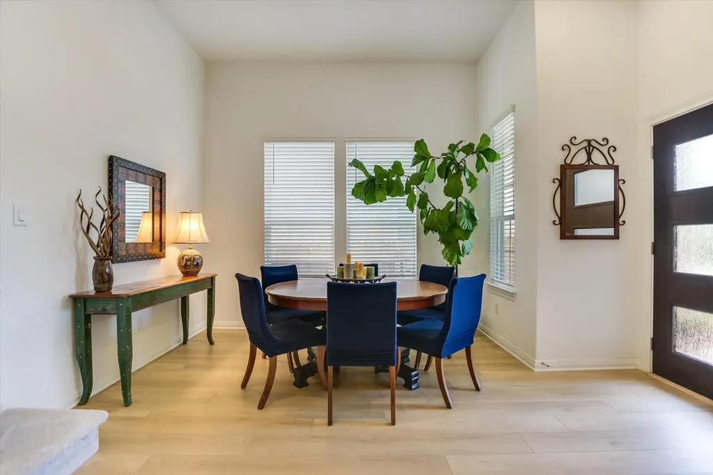 6314 Leftwich Cove Austin TX 78738