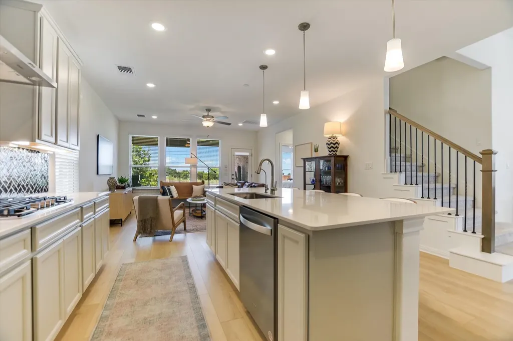 6314 Leftwich Cove Austin TX 78738