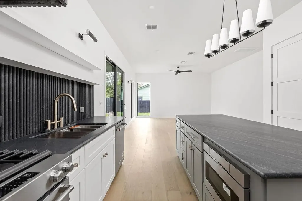 501 E 50th Street Austin TX 78751