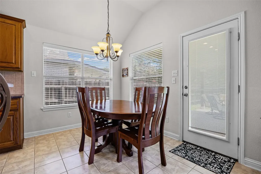 10125 Anahuac Trail Austin TX 78747