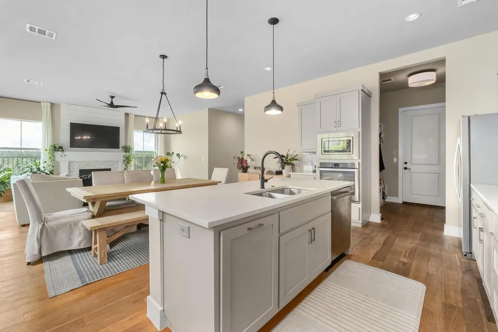 11110 Zimmerman Lane Austin TX 78726