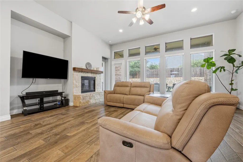 140 Catani Loop Georgetown TX 78628