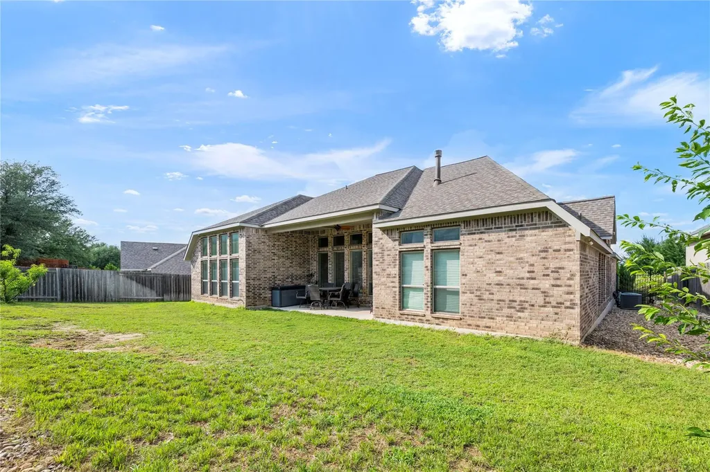 140 Catani Loop Georgetown TX 78628