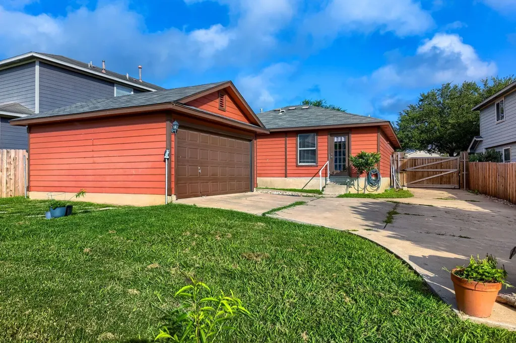 11401 Briarcreek Loop Manor TX 78653