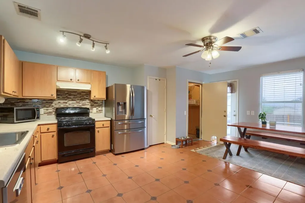 11401 Briarcreek Loop Manor TX 78653
