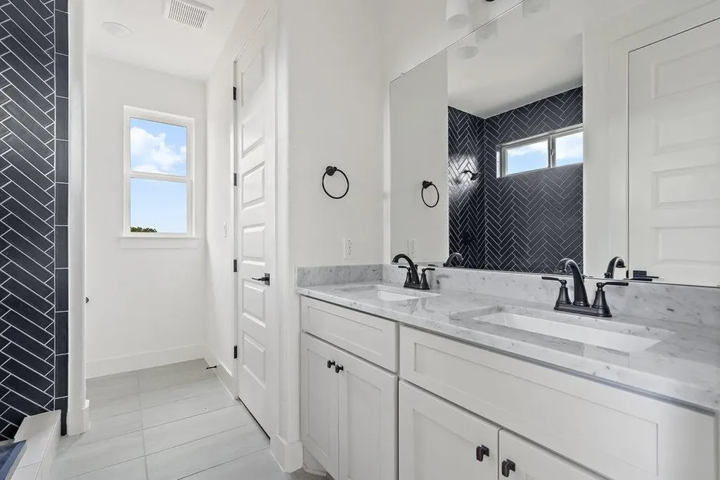 11005 Zip Cochise Way Austin TX 78653