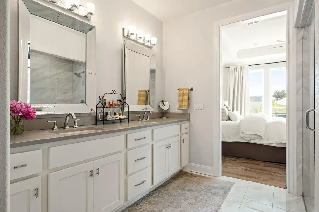 2009 Axis Circle Fredericksburg TX 78624