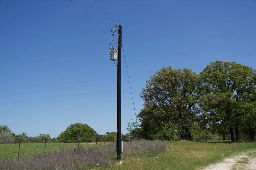 1035 Old Sayers Road Elgin TX 78621