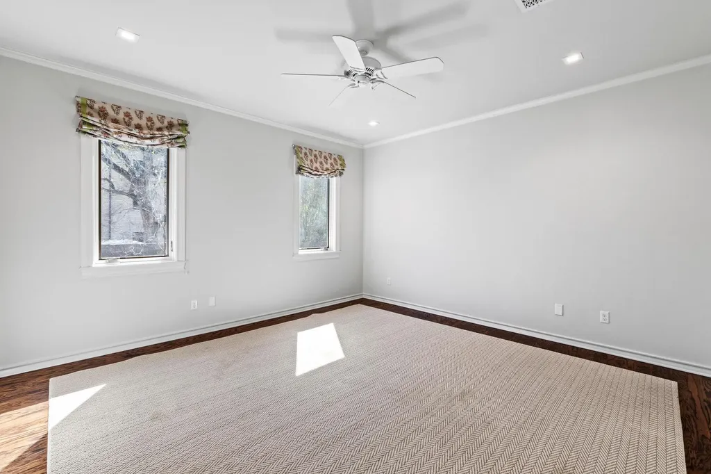 2702 Hillview Green Lane Austin TX 78703