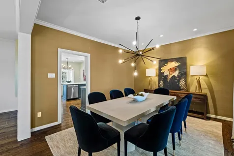 2702 Hillview Green Lane Austin TX 78703