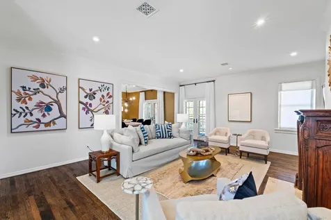 2702 Hillview Green Lane Austin TX 78703