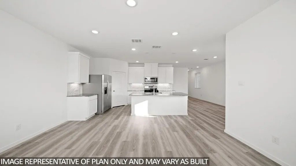 208 Flying Tiger Trail Jarrell TX 76537