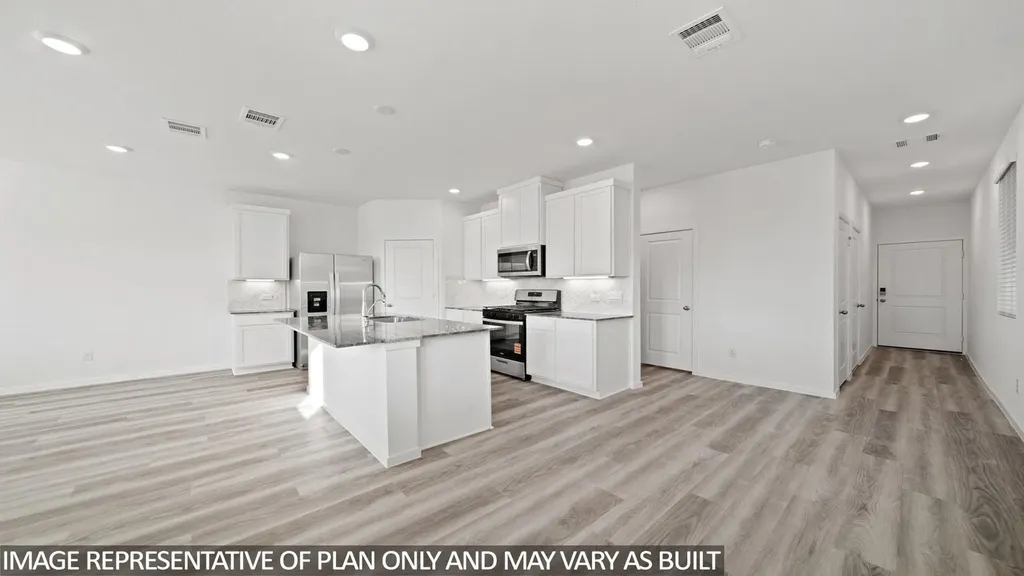 208 Flying Tiger Trail Jarrell TX 76537