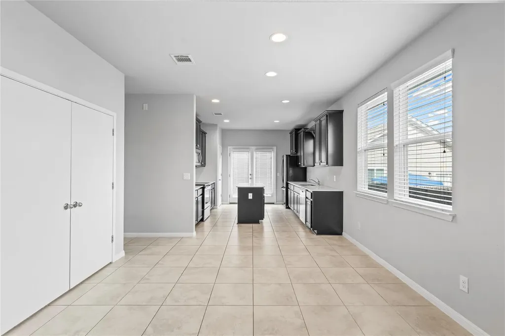 245 E Broade Street Leander TX 78641