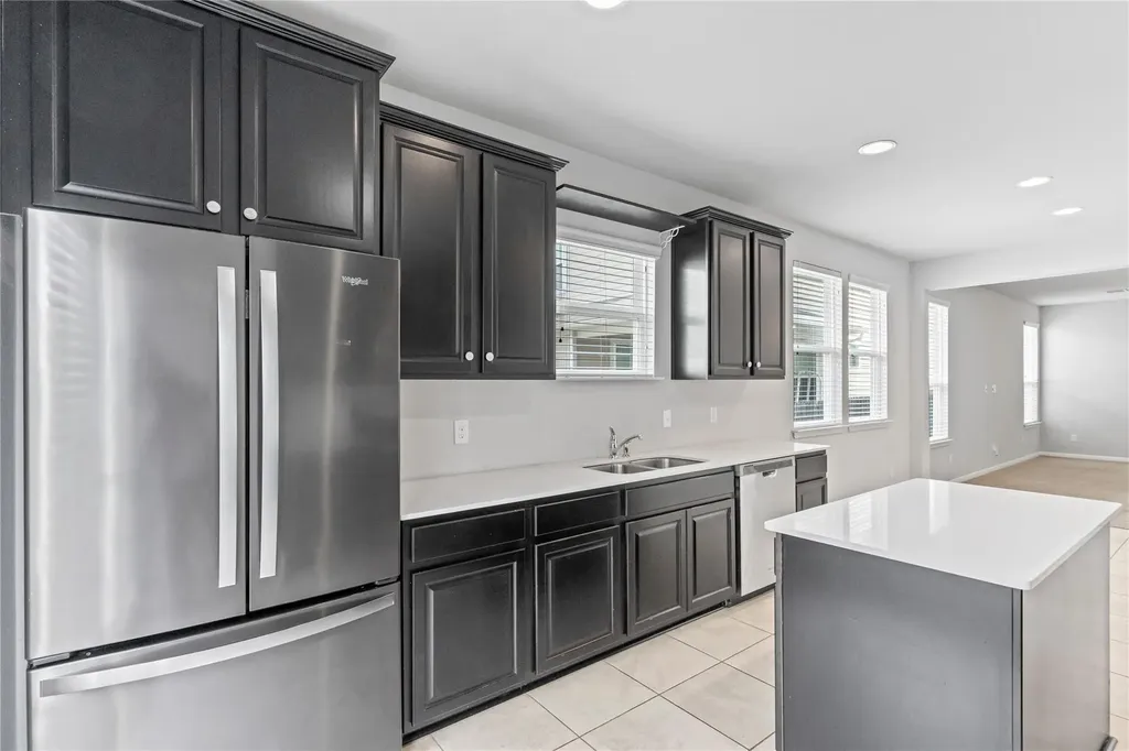 245 E Broade Street Leander TX 78641