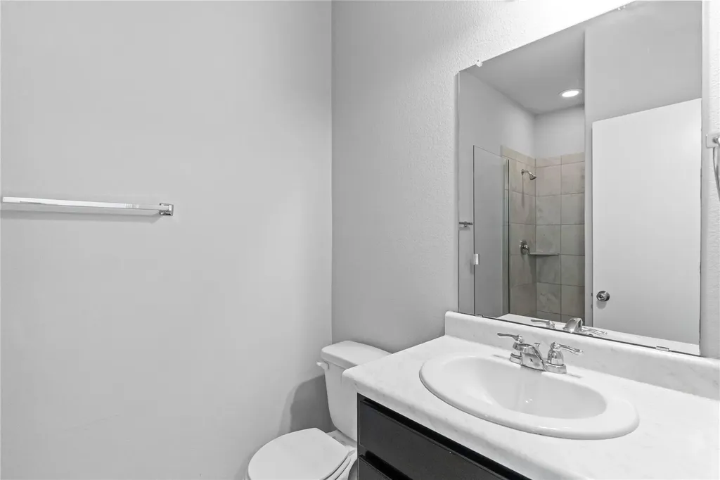 245 E Broade Street Leander TX 78641