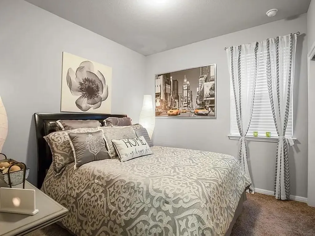 245 E Broade Street Leander TX 78641