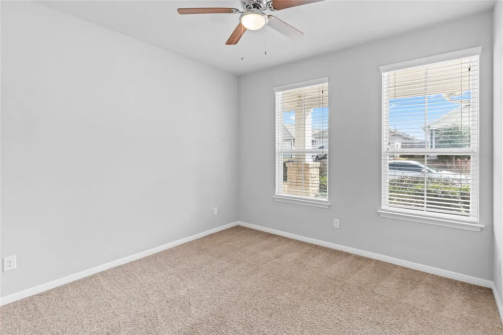 245 E Broade Street Leander TX 78641