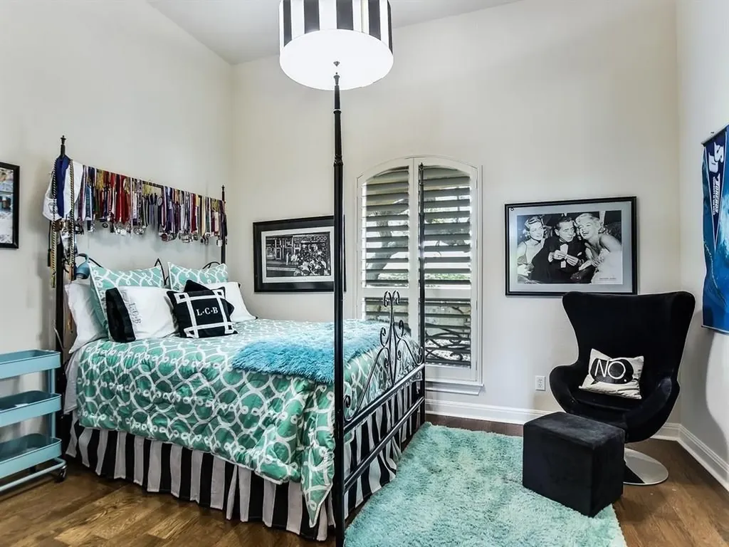 3307 Crystal Falls Parkway Leander TX 78641