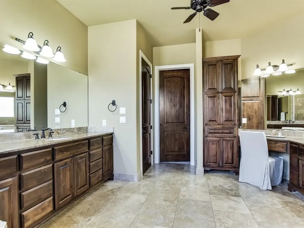 3307 Crystal Falls Parkway Leander TX 78641