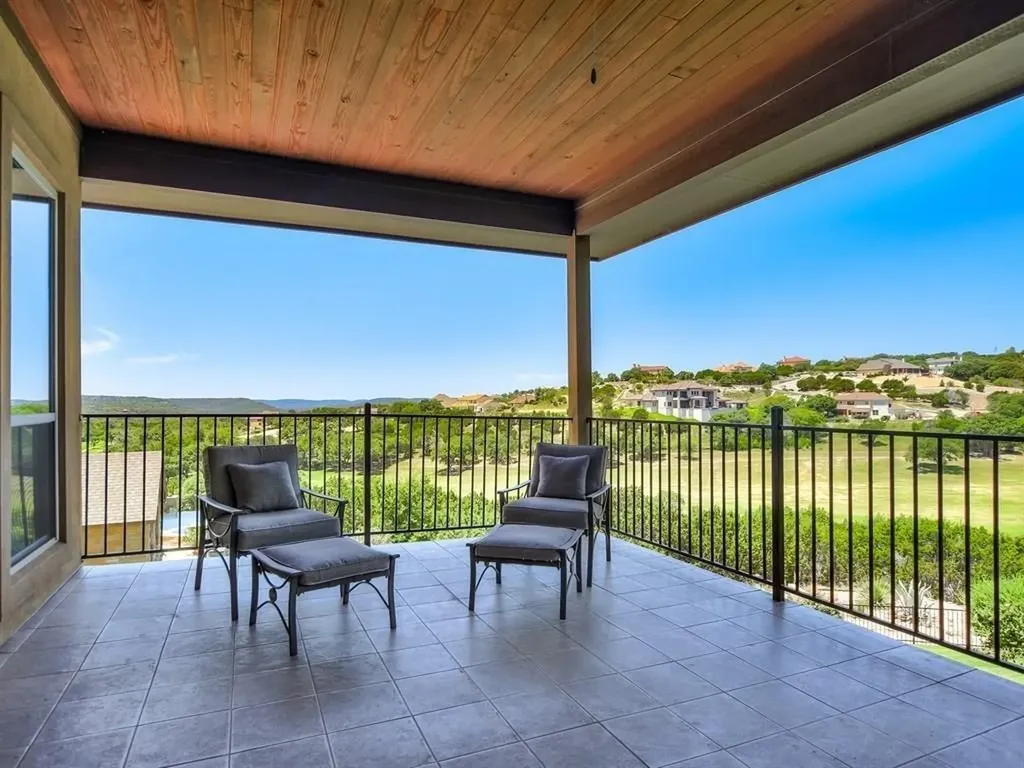 3307 Crystal Falls Parkway Leander TX 78641
