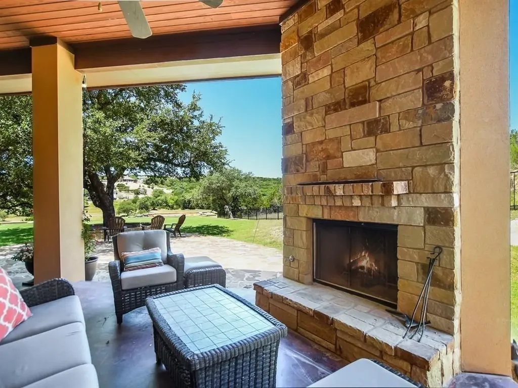 3307 Crystal Falls Parkway Leander TX 78641