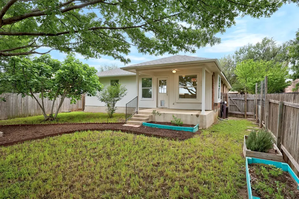 2418 Socorro Bend Leander TX 78641