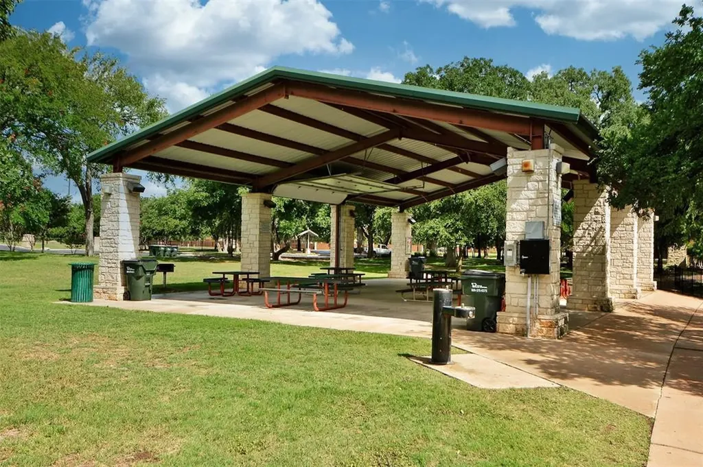 2418 Socorro Bend Leander TX 78641