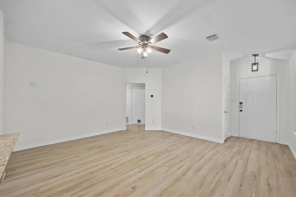 2418 Socorro Bend Leander TX 78641