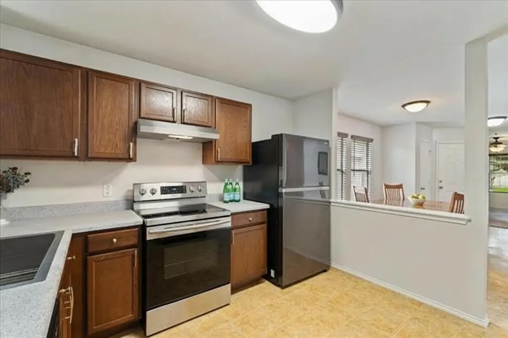 11225 Autumn Ash Drive Austin TX 78652