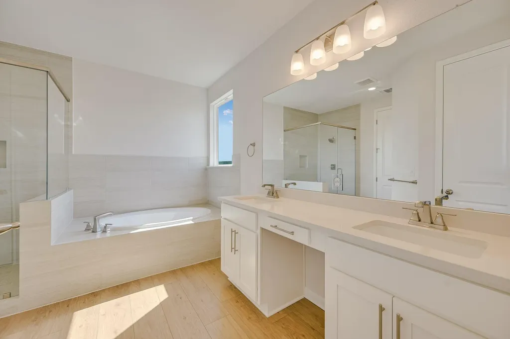 8513 Dongan Drive Austin TX 78744