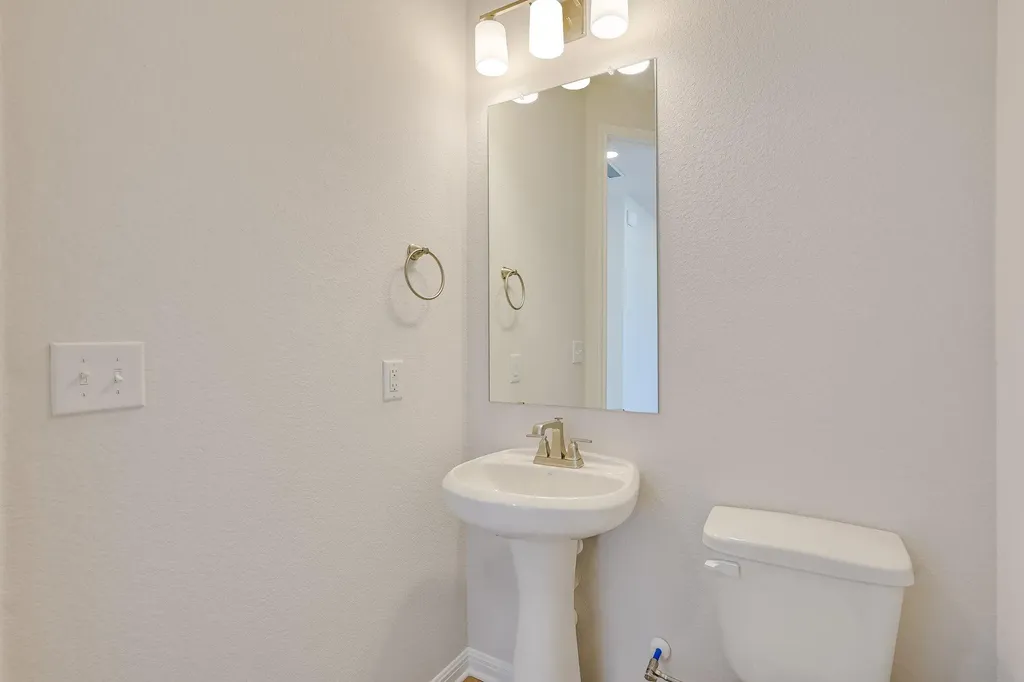 8513 Dongan Drive Austin TX 78744