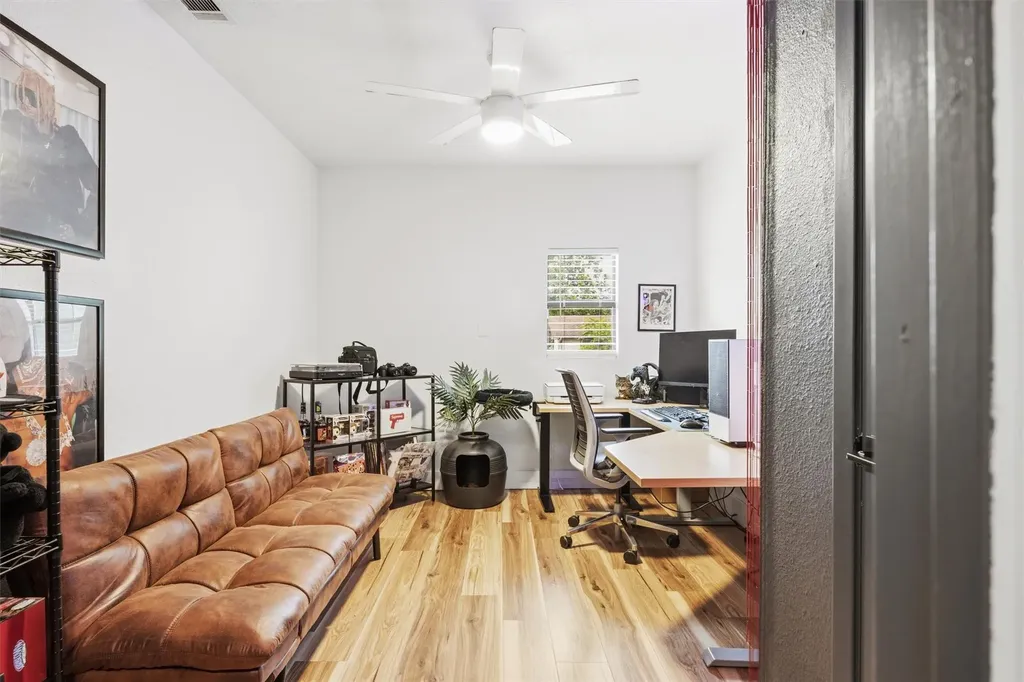1014 S Meadows Drive Austin TX 78758